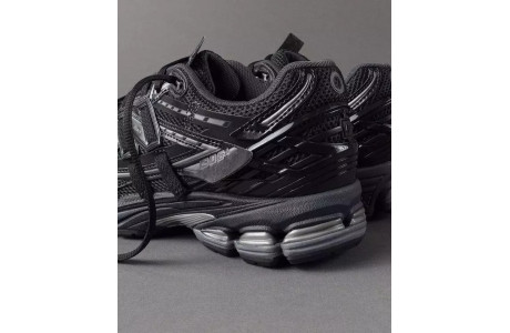 New Balance 1906A Black