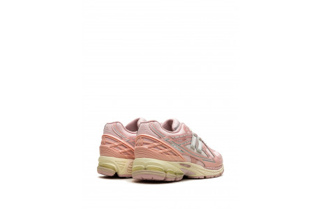 New Balance 1906n Lunar New Year Shell Pink