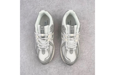 New Balance 1906R Silver