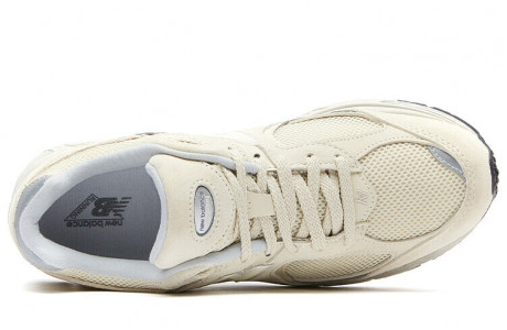 New Balance 2002 R Bone