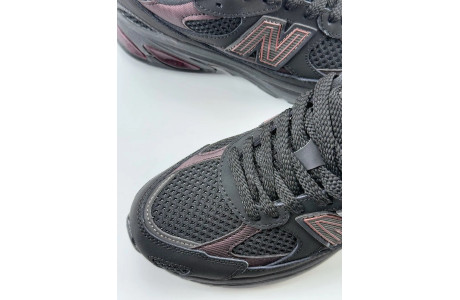 New Balance 2010 Black Ice