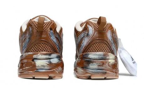 New Balance 530 Retro Brown