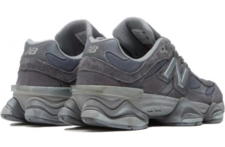New Balance 9060 Magnet