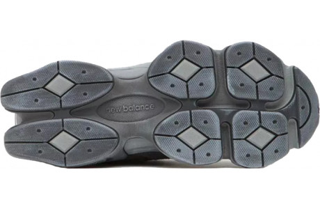 New Balance 9060 Magnet