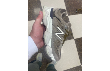 New Balance 9060 Mushroom Brown