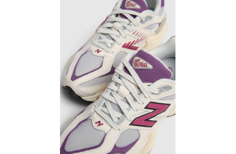 New Balance 9060 Magenta
