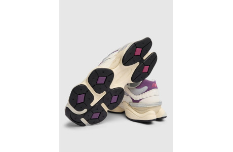 New Balance 9060 Magenta