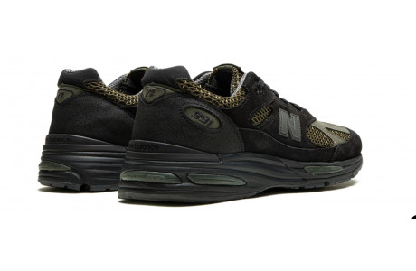 New Balance 991 Stone Island - Black Olive 
