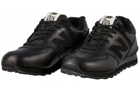 New Balance 574 полностью чёрные с мехом